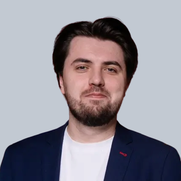 Александр Низов